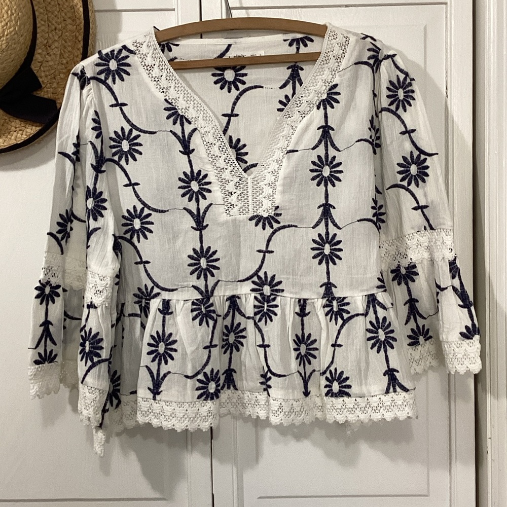 Floral Embroidered White Blouse 100% cotton. Maurice’s edgely brand.